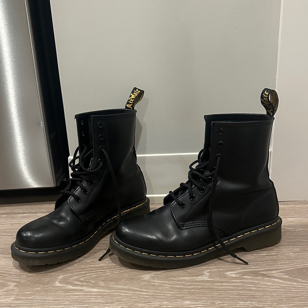 Dr. Martens 1460 Smooth Leather Lace Up Boots